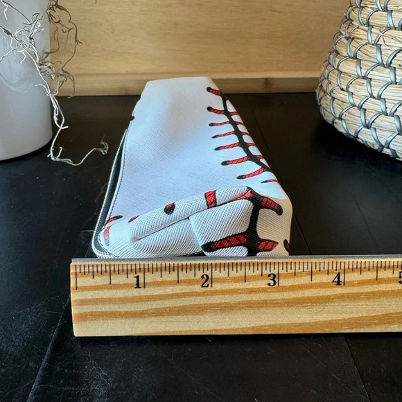 NEW Baseball Zippered White Pencil Case Pouch - Picture 8 of 10